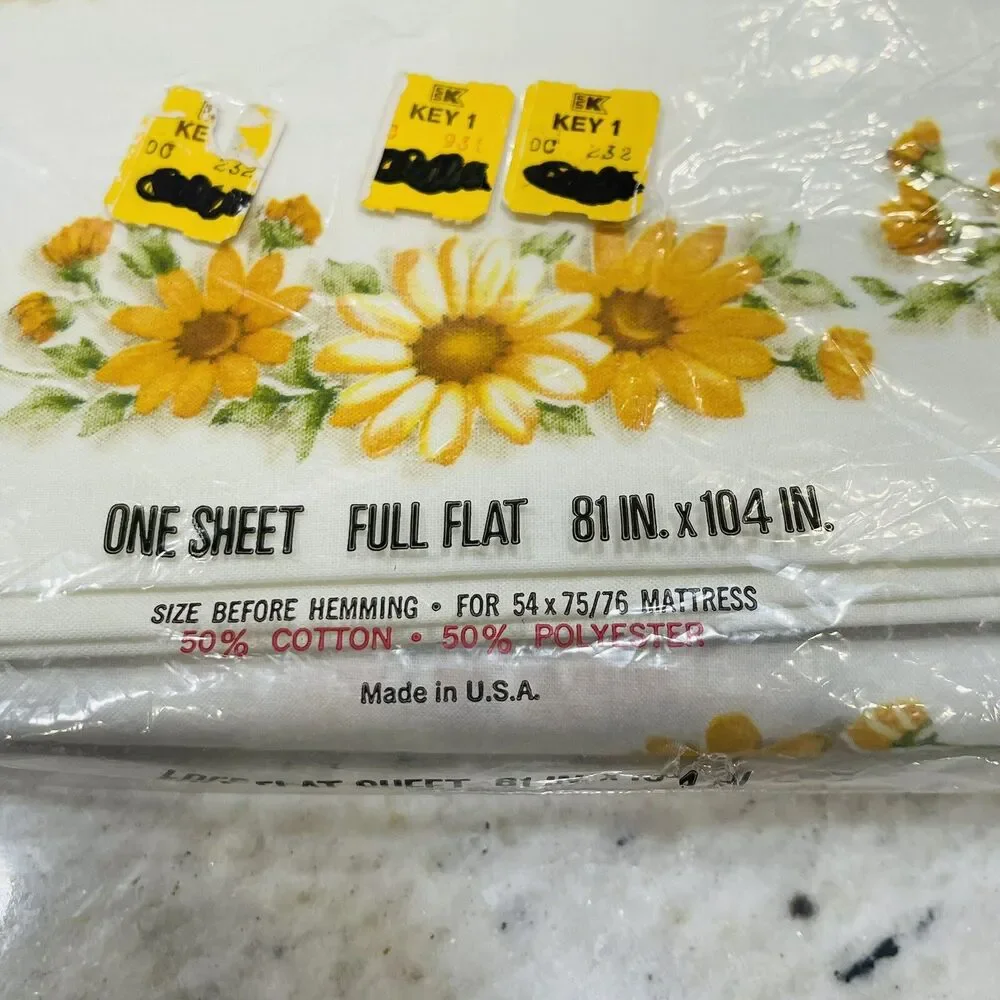 Cannon Monticello yellow daisy lace floral full size flat sheet double New